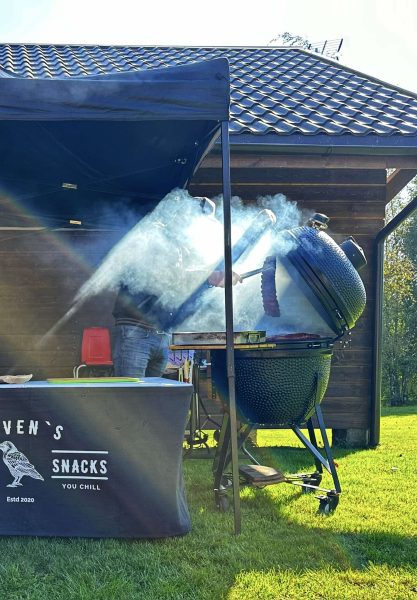 Raven's Grill & Snacks